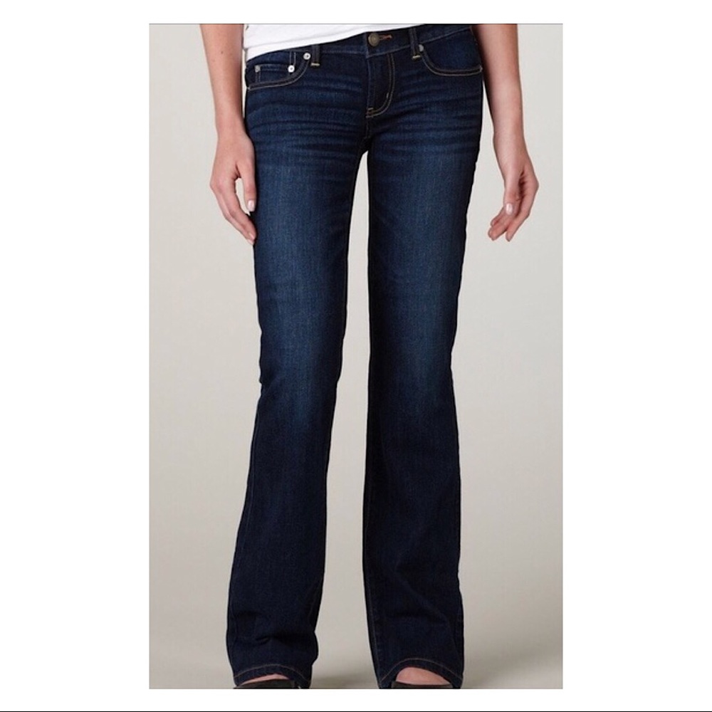 SALE‼️2 for 20.  American Eagle Boyfriend Jeans